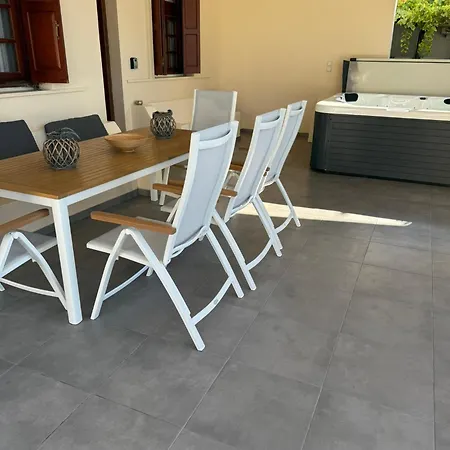 Amaryllis House Apartman Lárdosz