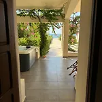 Amaryllis House Апартаменты Лардос
