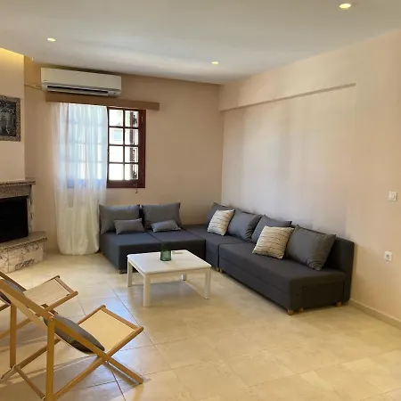 Amaryllis House Lardos