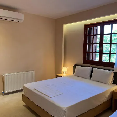 Amaryllis House דירה