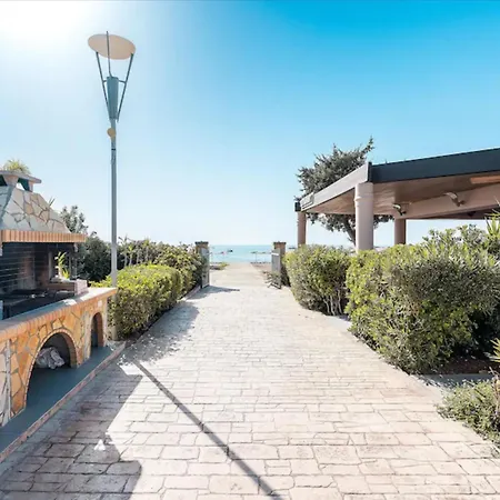 Amaryllis House דירה לרדוס