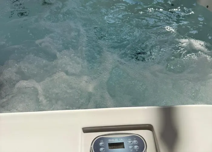 Amaryllis House Lardos