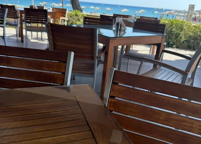 Amaryllis House * Lardos