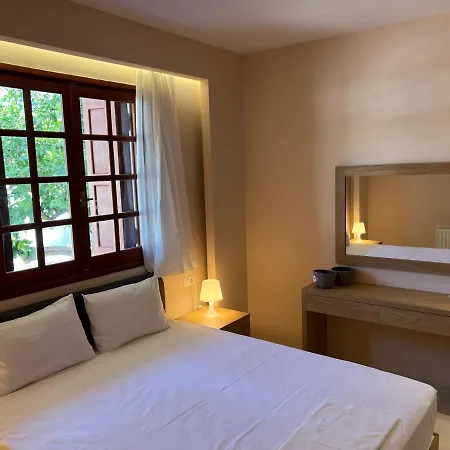 Daire Amaryllis House Lardos